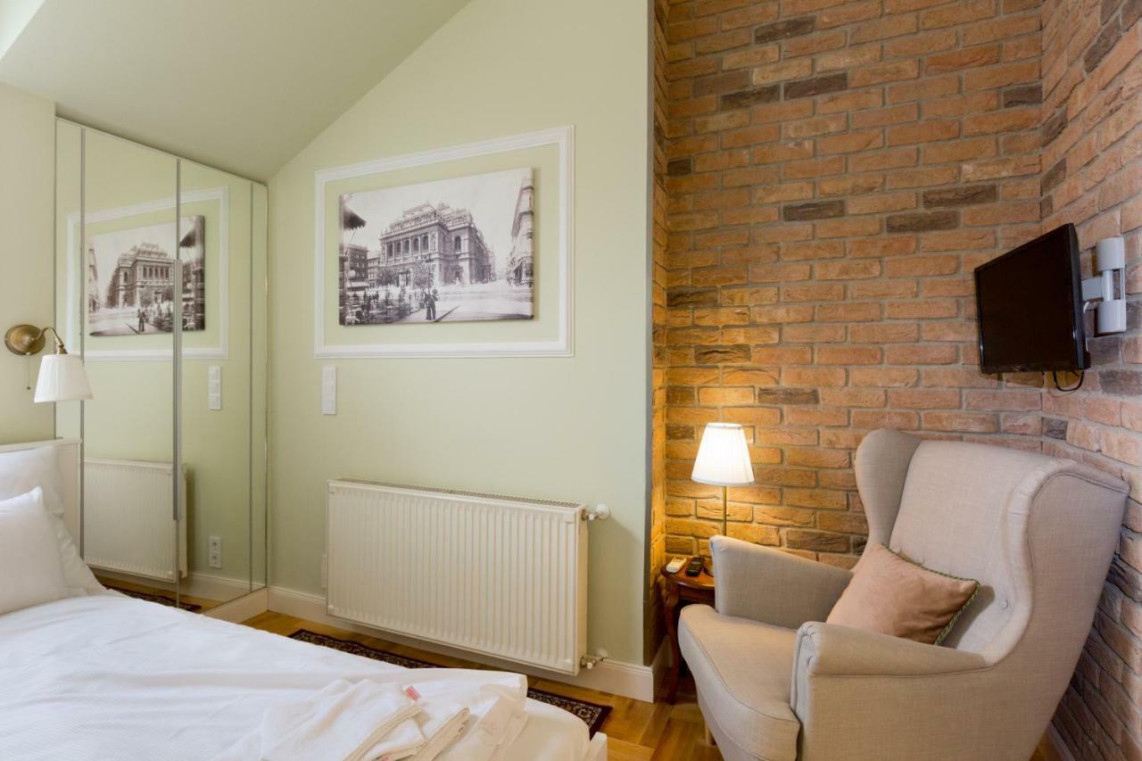 Roland Apartments Budapest Esterno foto