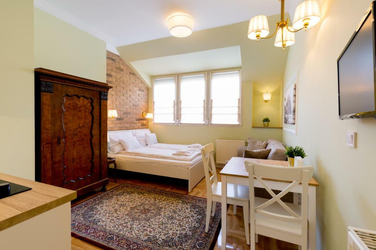 Roland Apartments Budapest Esterno foto
