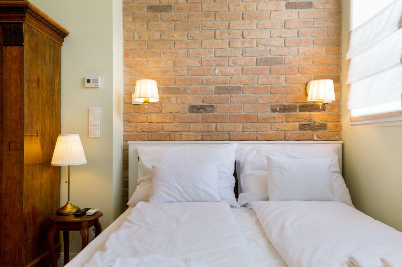 Roland Apartments Budapest Esterno foto
