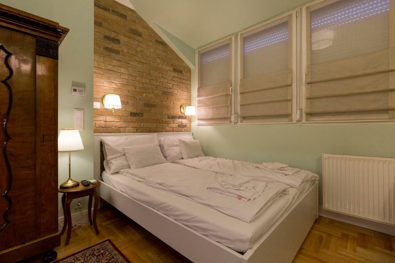 Roland Apartments Budapest Esterno foto