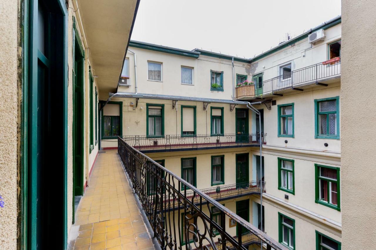Roland Apartments Budapest Esterno foto