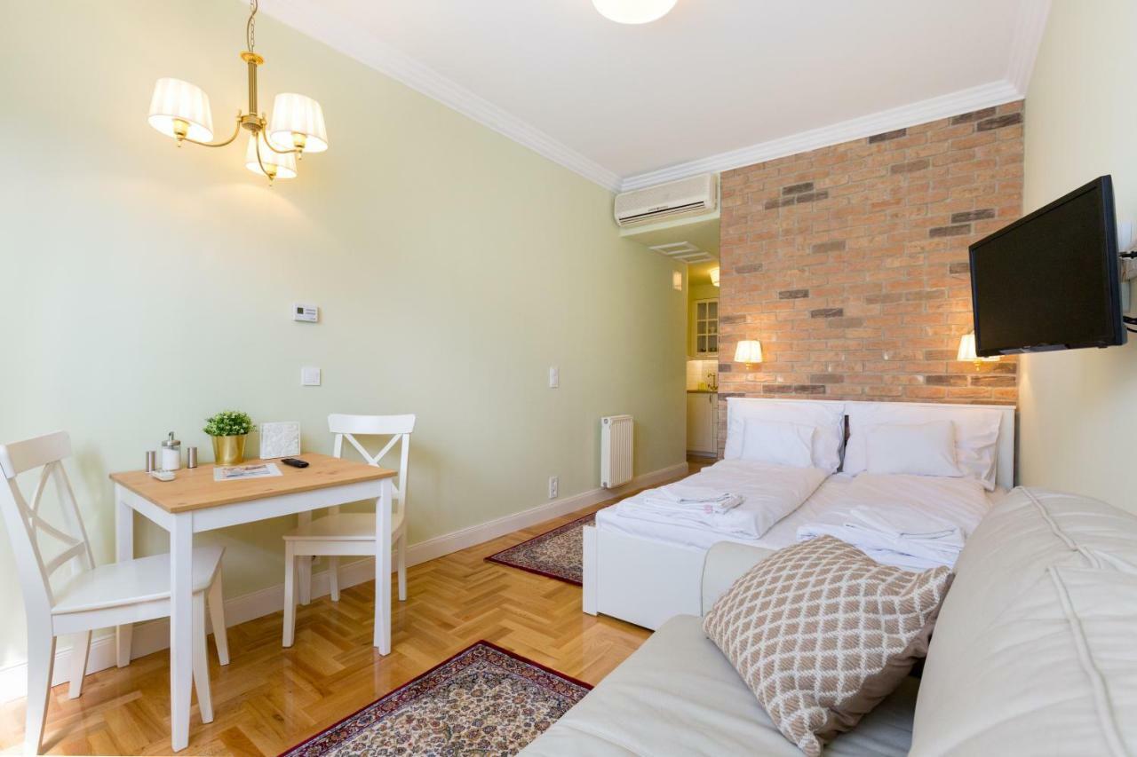 Roland Apartments Budapest Esterno foto