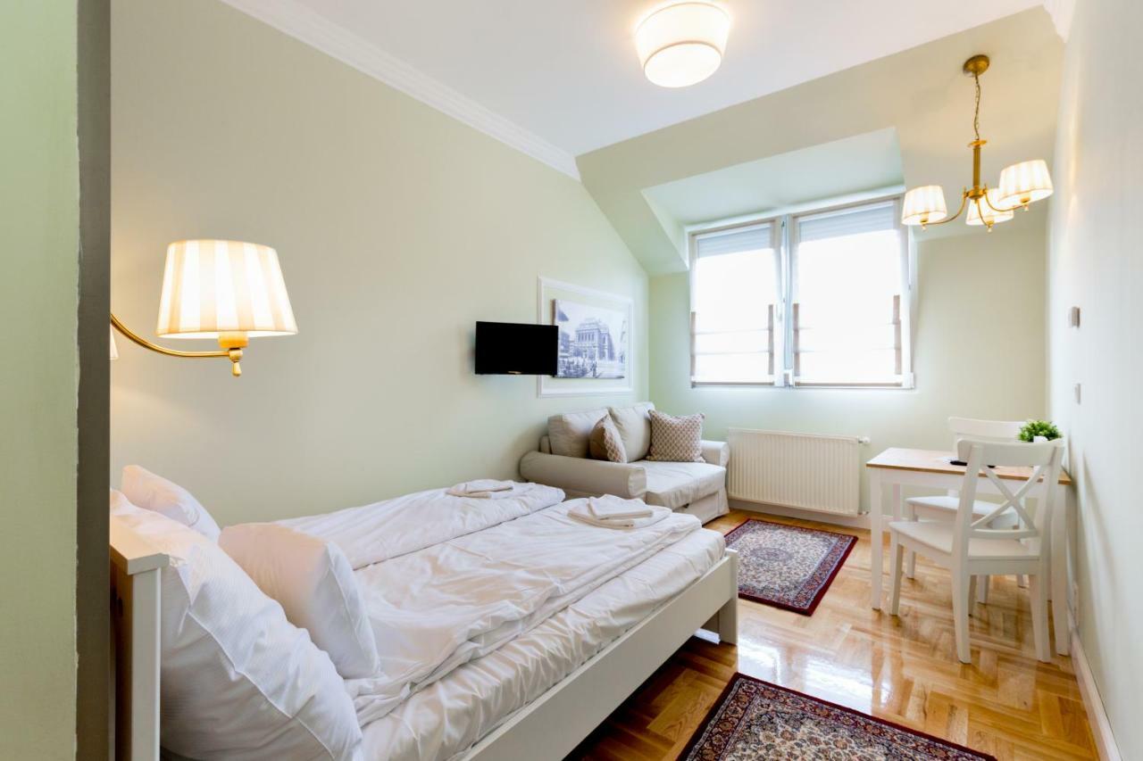Roland Apartments Budapest Esterno foto