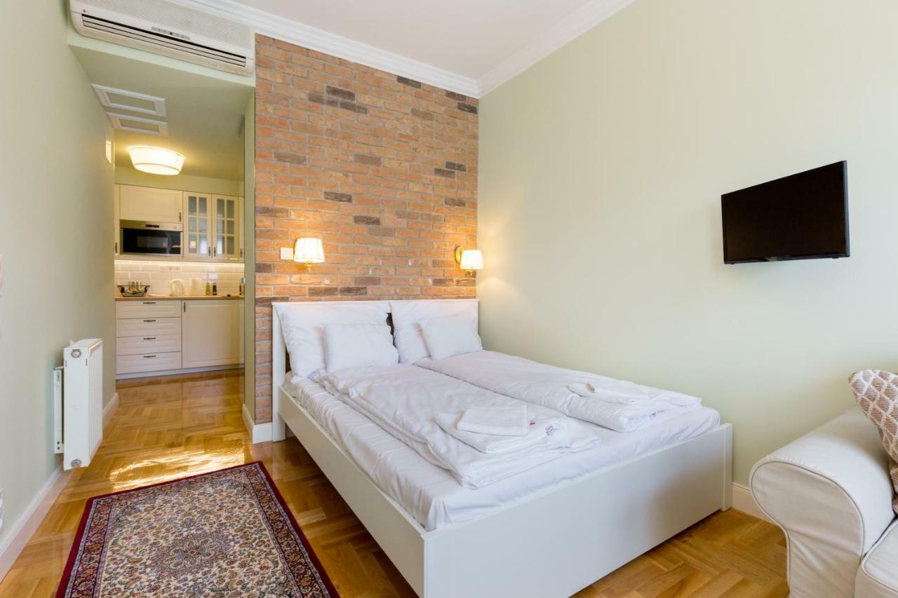 Roland Apartments Budapest Esterno foto
