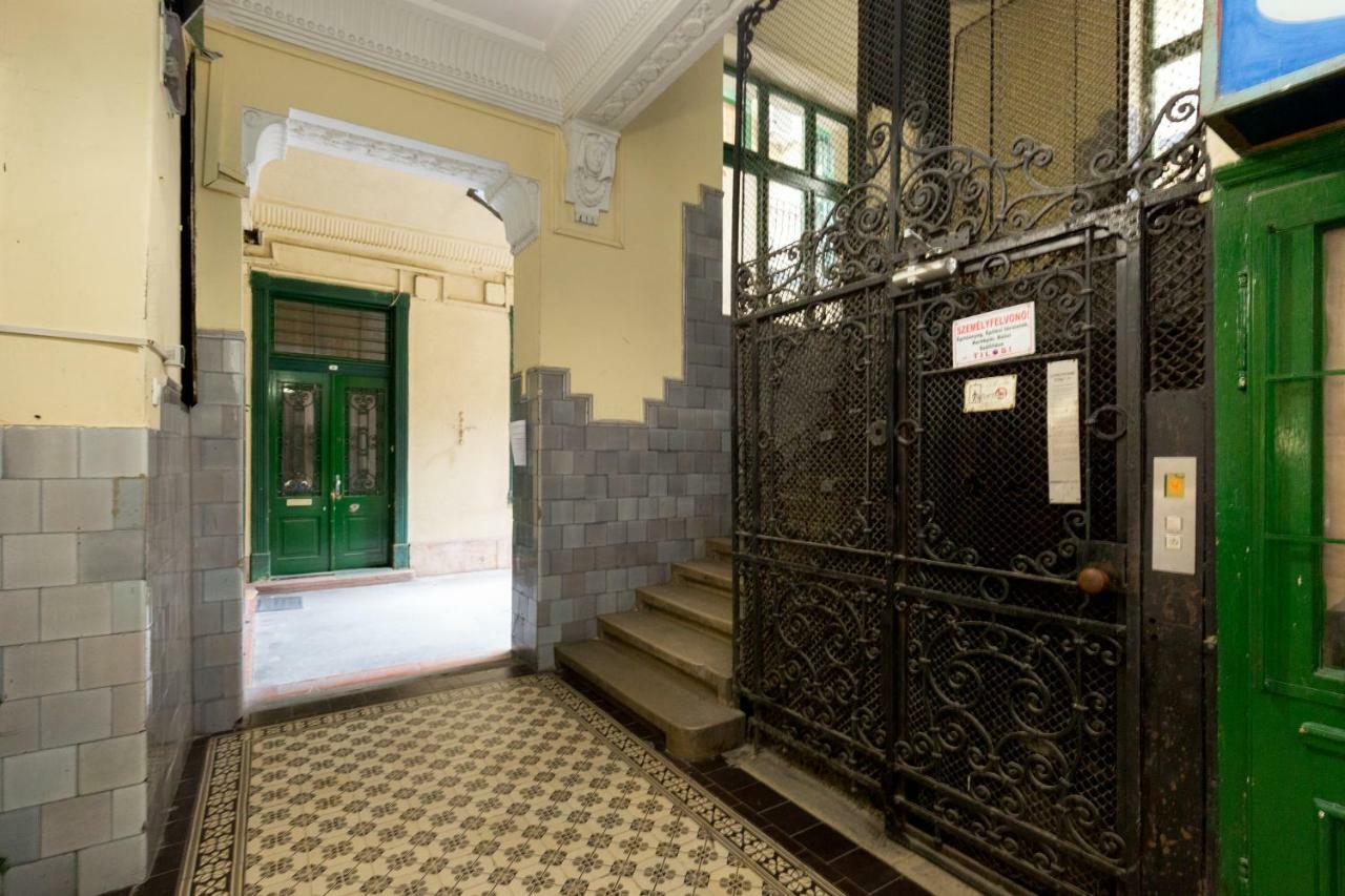 Roland Apartments Budapest Esterno foto